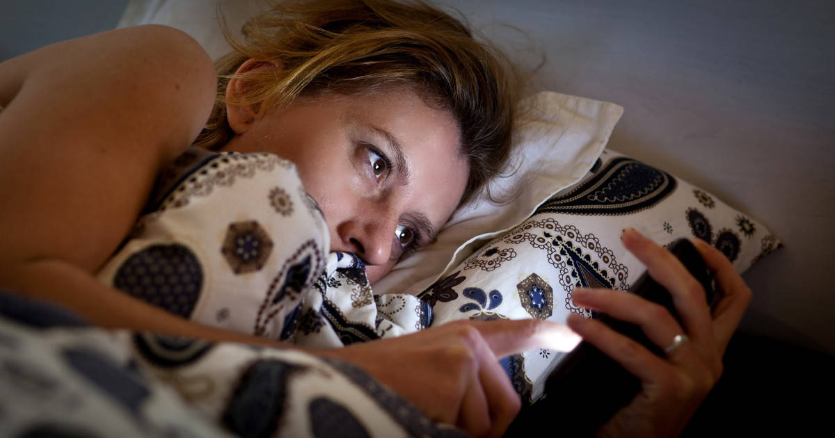 2019 year - Why people snoop on their partners 2019 year