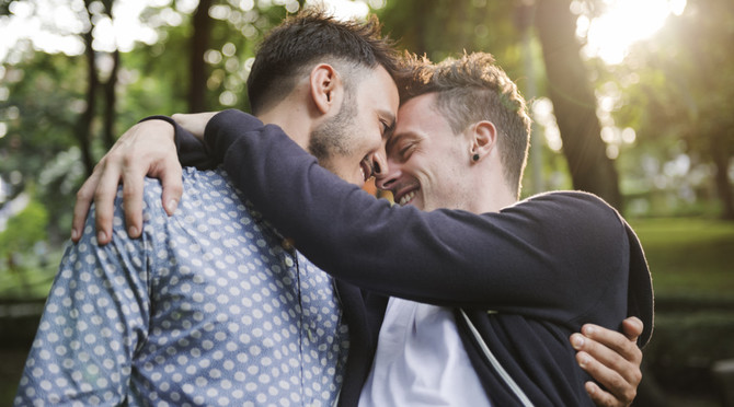 20 People Who Really Believe Being Gay Is A Choice-7436